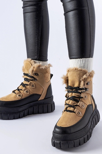 Beige Stiefeletten mit...