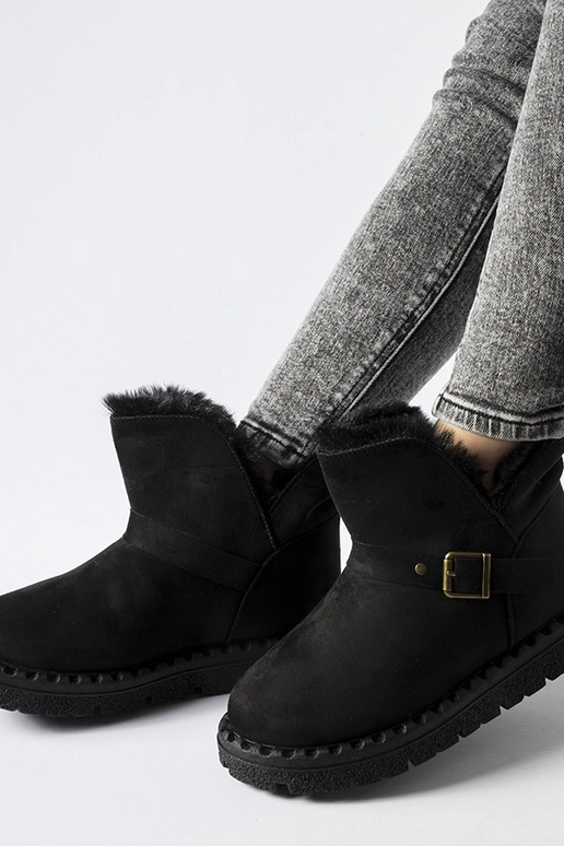 Schwarze isolierte Schneestiefel mit...