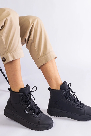 Schwarze warme Stiefeletten...