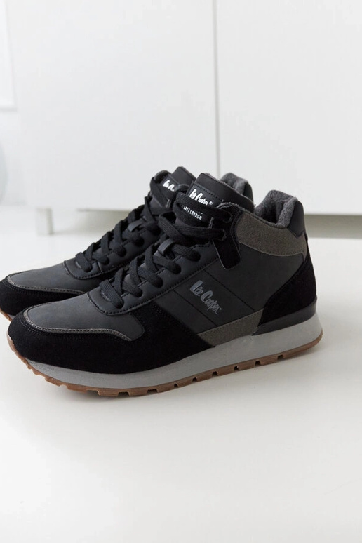 Schwarze Sneakers Lee Cooper...