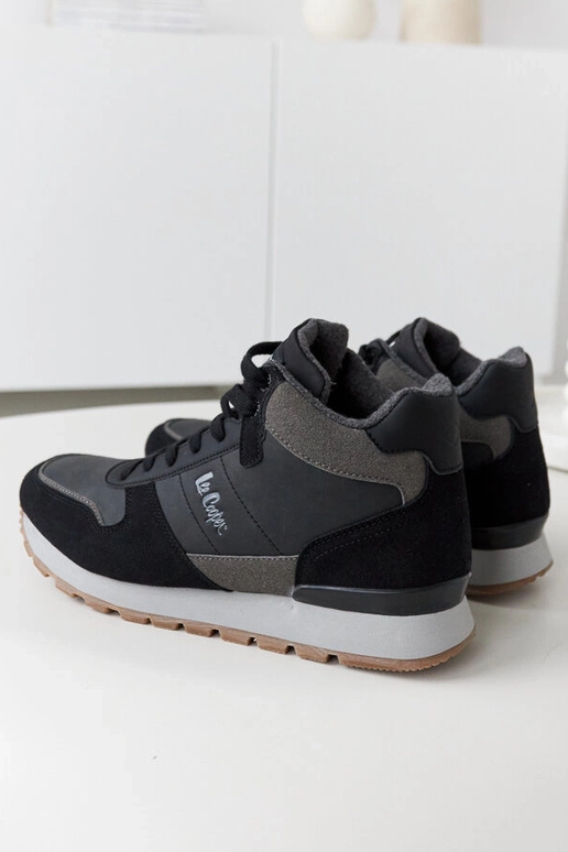 Schwarze Sneakers Lee Cooper...