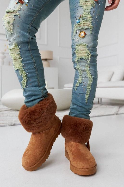 Braune pelzgefütterte Schneestiefel...