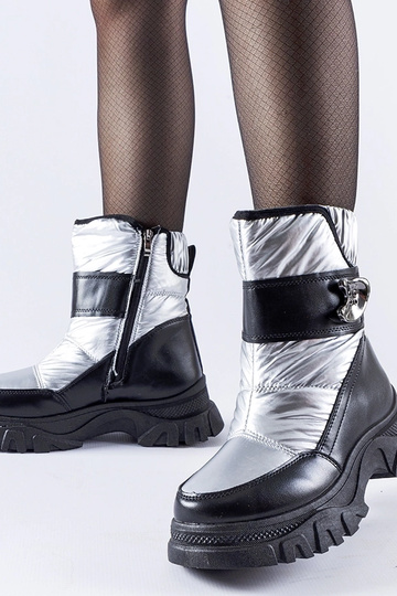 Isolierte Schneestiefel... 2