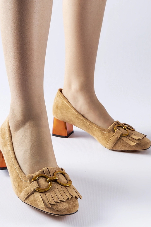 Beige Pumps mit Blockabsatz Basso