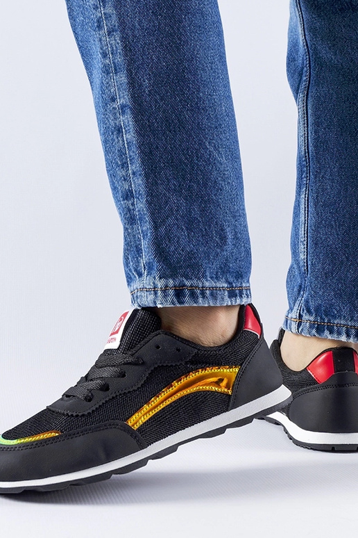 Schwarze Sport-Sneakers von Caviour Schwarze Sport-Sneakers von Caviour