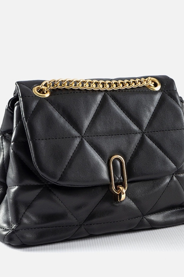 Schwarze gesteppte...