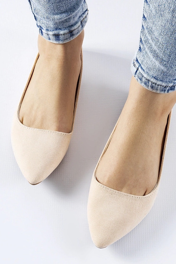 Beige Ballerinas mit spitzer Spitze Riv 2