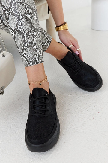 Schwarze Damen-Sneaker auf der Plattform, geschnürt, durchbrochen, Lori