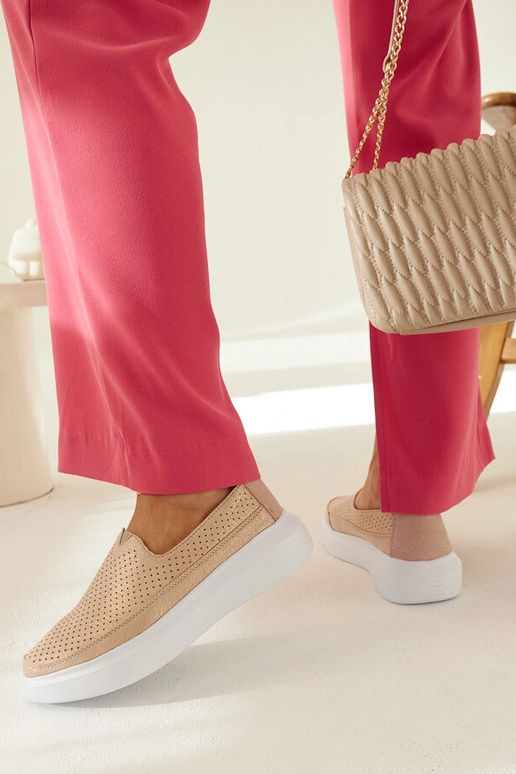 Goldene durchbrochene Slipper für...