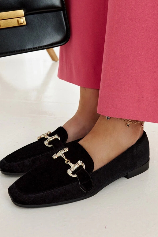 Schwarze Samtmokassins mit Zirkonen...