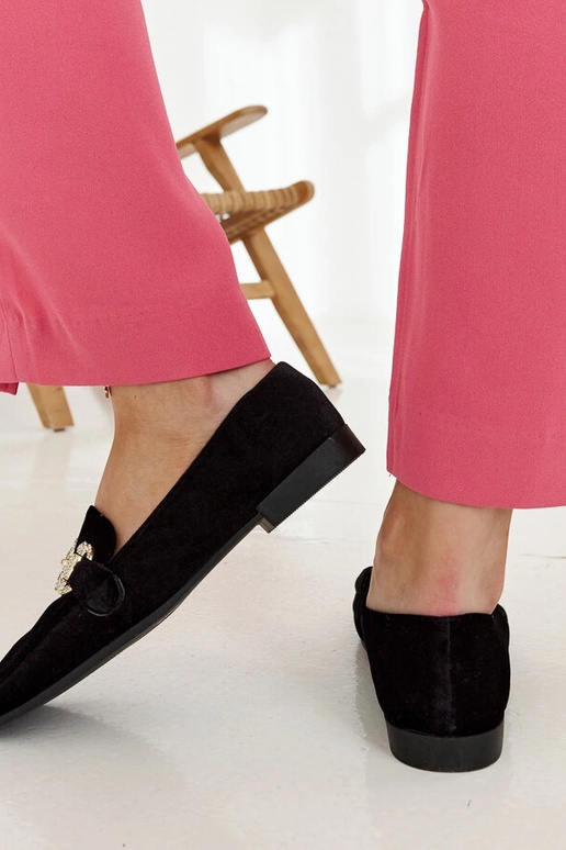 Schwarze Samtmokassins mit Zirkonen...