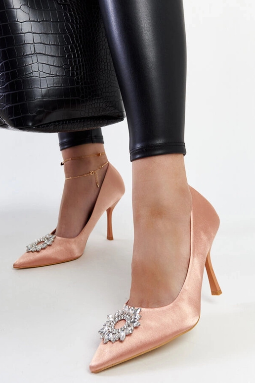 Beige satinierte Stilettos mit...