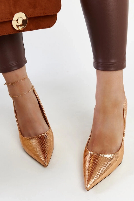 Weine Champagner Lackleder Pumps