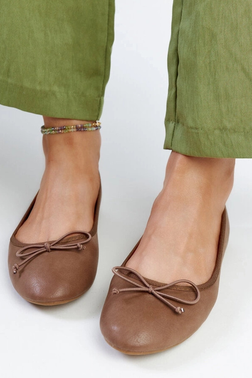 Braune Ballerinas Pavla aus Ökoleder Braune Ballerinas Pavla aus Ökoleder