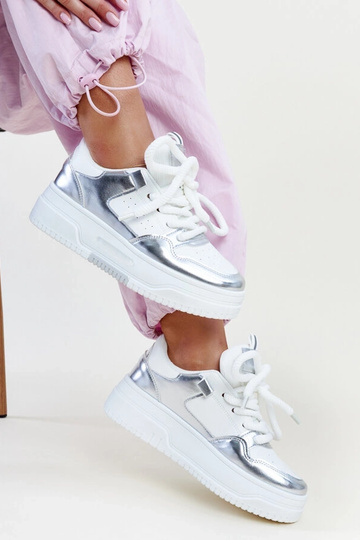 Weiße und silberne Sneakers mit hohem Plateau von Lengyel 2