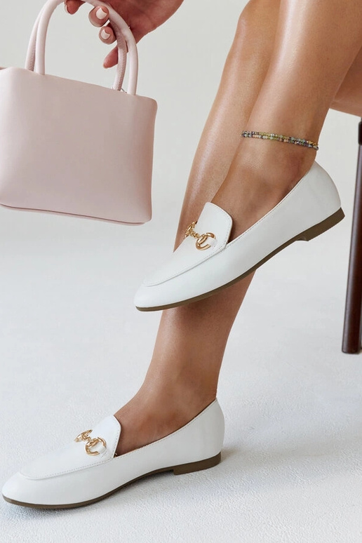 Weiße Mokassins mit Erminia-Schnalle