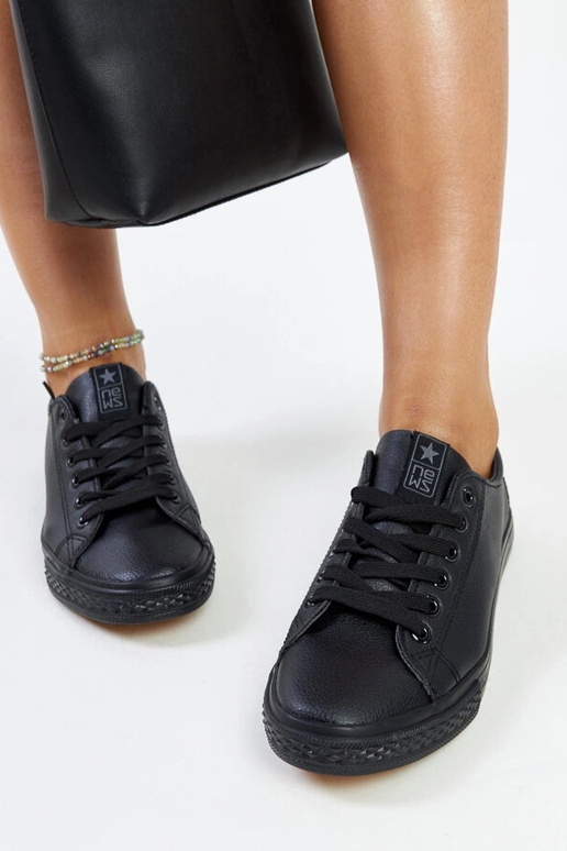 Schwarze Sneakers Luz aus Ökoleder Schwarze Sneakers Luz aus Ökoleder