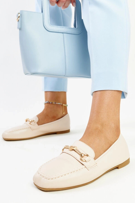 Hellbeige dekorative Loafer von Docherty Hellbeige dekorative Loafer von Docherty