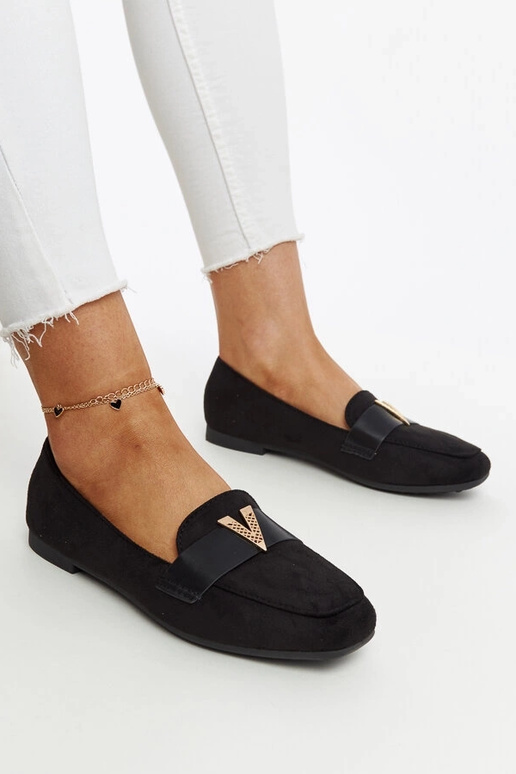 Schwarze Loafer mit Namal-Dekoration Schwarze Loafer mit Namal-Dekoration
