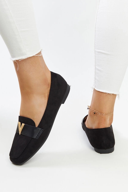 Schwarze Loafer mit Namal-Dekoration Schwarze Loafer mit Namal-Dekoration
