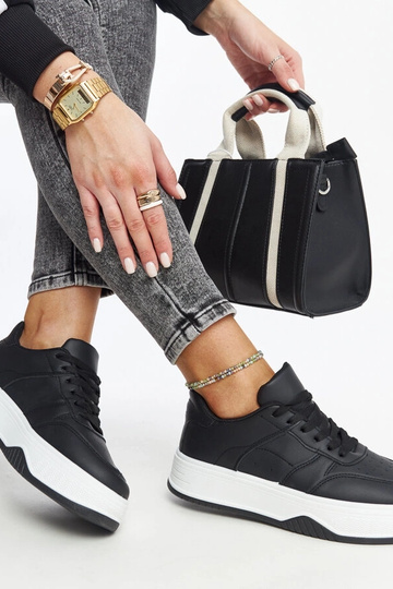 Schwarze Sneaker mit... 2