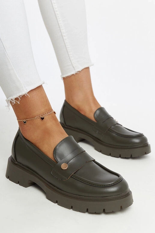 Dunkelgrüne Schuhe aus Kunstleder... Dunkelgrüne Schuhe aus Kunstleder...