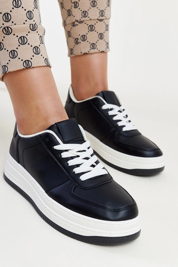 Schwarze Cvita Plateau-Sneakers
