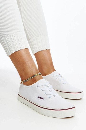 Weiße klassische Erla-Sneaker 2