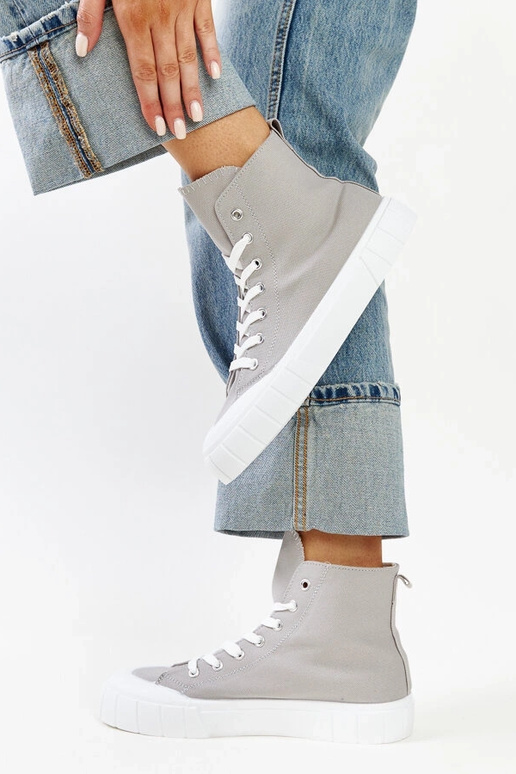 Graue hohe Turnschuhe Vinka