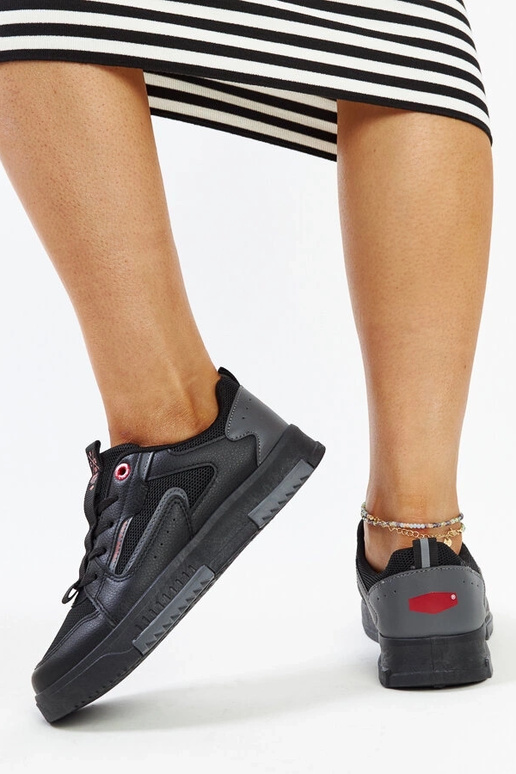 Schwarze und graue Damen-Sneakers...