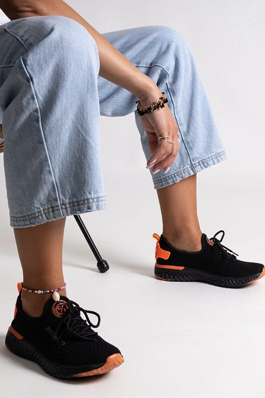 Schwarze Stoff-Sneaker für Damen...