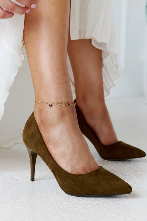 Dunkelgrüne Pumps mit Lederinnensohle...