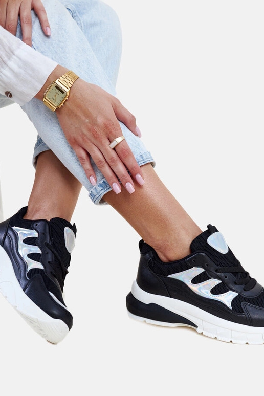 Schwarze Sneaker mit dicker Sohle Matea