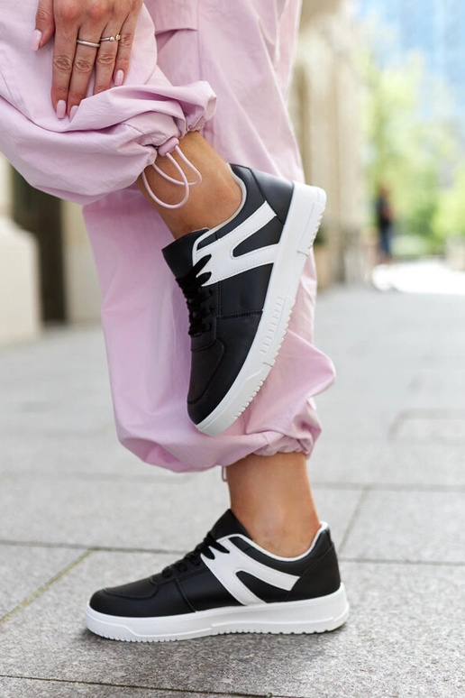 Schwarze Sport-Sneakers „Hagara“