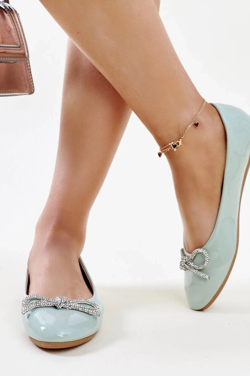 Grüne Ballerinas aus Lackleder mit... Grüne Ballerinas aus Lackleder mit...