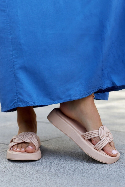 Beige Gummi-Flip-Flops Ferrei Beige Gummi-Flip-Flops Ferrei