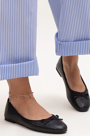 Schwarze Ballerinas mit Schleife und Lederinnensohle Rosaly