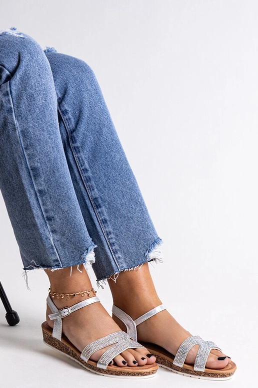 Silberne Sandalen mit niedrigem...