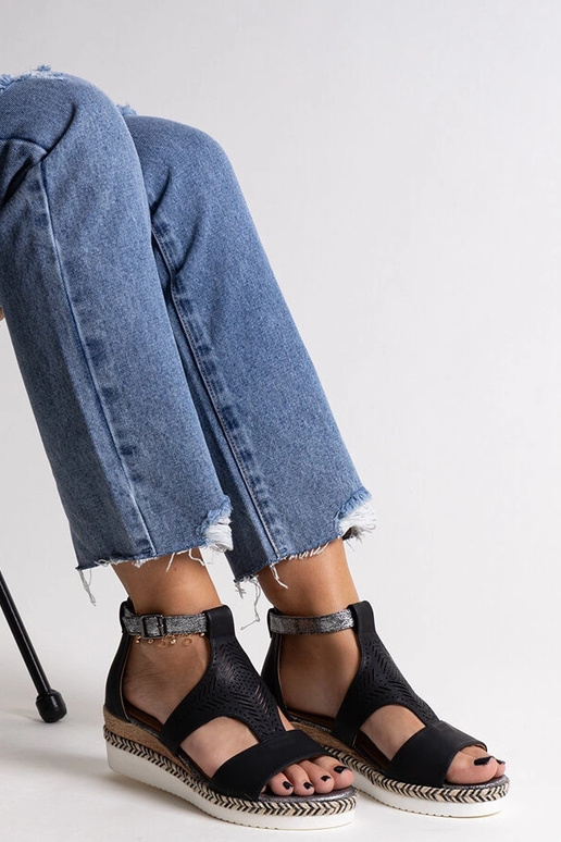 Schwarze Tiuma-Sandalen mit niedrigem...