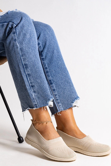 Beigefarbene Slip-On-Sneakers „Shalha“ 2