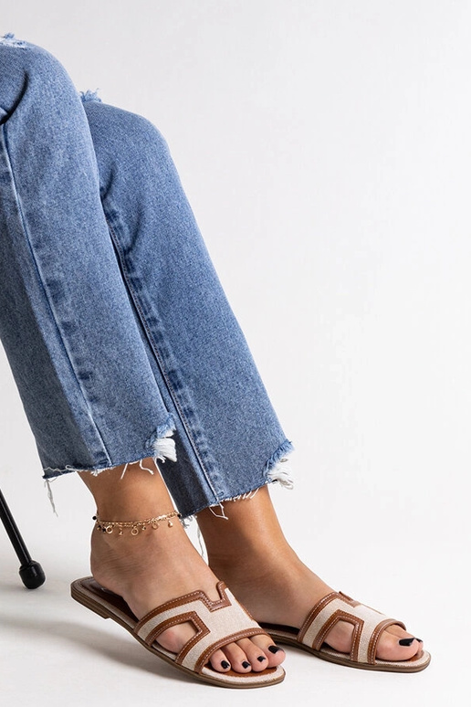 Baya Braune klassische Flip-Flops