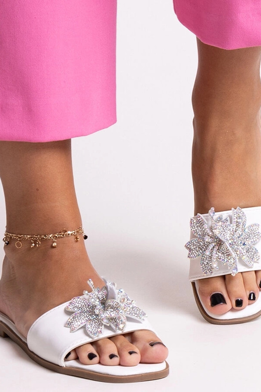 Weiße Flip-Flops mit Zirkonblume Vendula