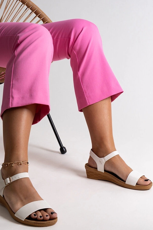 Weiße Sandalen aus Eko-Leder Makdaka