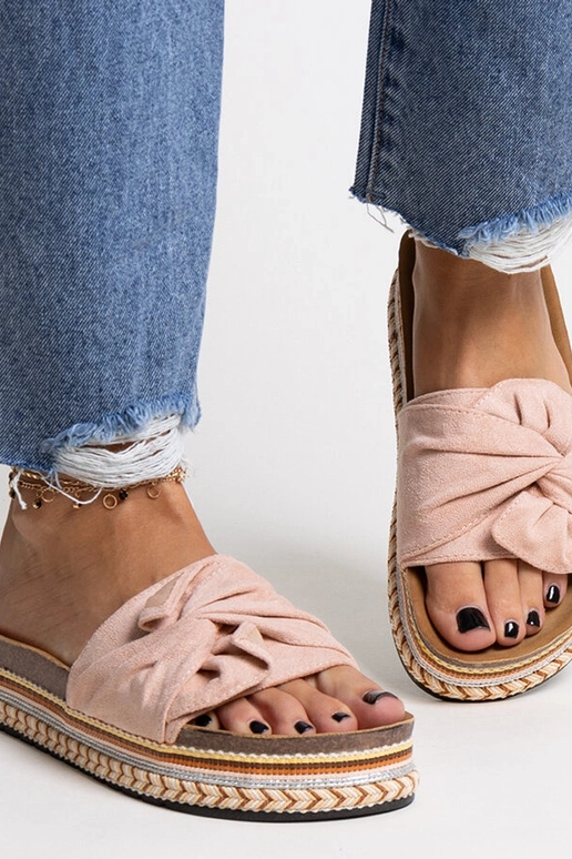 Klobige rosa Flip-Flops mit...