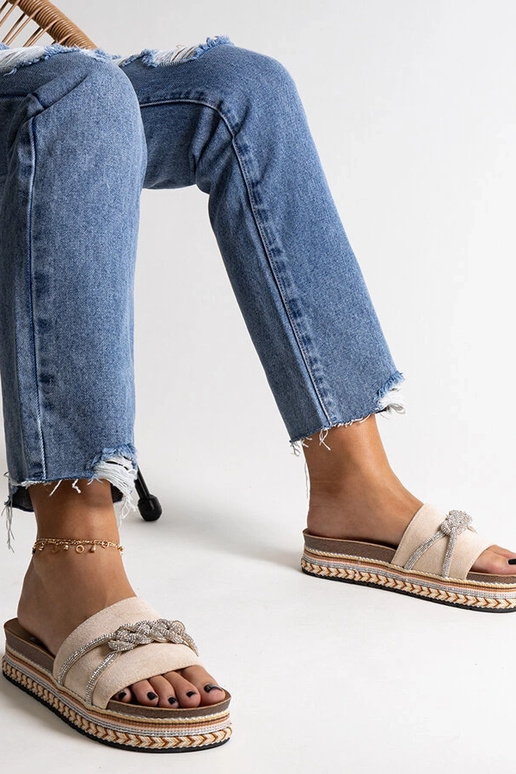 Beige Flip-Flops verziert mit...