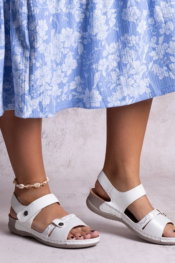 Weiße Plateausandalen „Huri“