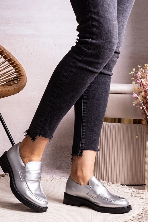 Silberne elegante Loafer Élodie Silberne elegante Loafer Élodie