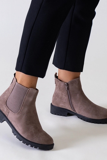 Braune klassische... 2