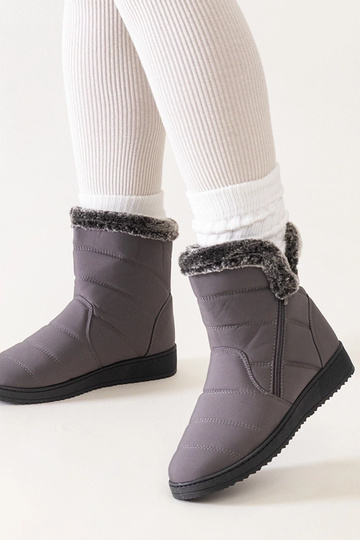 Graue Schneestiefel mit Fell verziert Khit 2