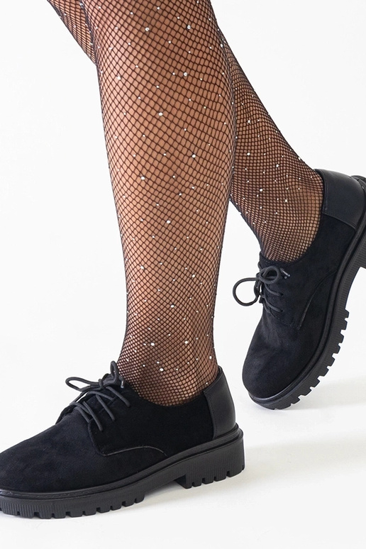 Schwarze Freizeitschuhe mit Schnürung... Schwarze Freizeitschuhe mit Schnürung...